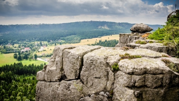 16 sposobów na długi weekend w Polsce Podróże, LIFESTYLE - To, że Polacy lubią długie weekendy wiadomo nie od dziś. W tym roku biorąc jedynie kilka dni wolnych, możemy liczyć aż na osiem okazji do ich przedłużenia, a najbliższa z nich już na początku maja. Dokąd więc pojechać?