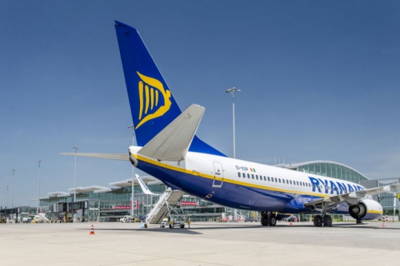 Nowości Ryanaira na lato 2016 Podróże, LIFESTYLE - Teneryfa i Wenecja-Treviso to nowości w ofercie linii Ryanair w letniej siatce połączeń. Irlandzki przewoźnik zapowiada także, że od 2016 roku we Wrocławiu będzie bazować więcej samolotów. To oznacza kolejne nowe połączenia.