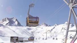 Dolina Stubai: zima w nowoczesnym stylu Podróże, LIFESTYLE - Pomysłowość mieszkańców Doliny Stubai widoczna jest w ciągle nowych atrakcjach i udogodnieniach. W sezonie zimowym 2016/17 Dolina Stubai zyska ultranowoczesną kolejkę 3S Eisgratbahn oraz bezprecedensowe widowisko „GAIA – Stubai Mother Earth”.