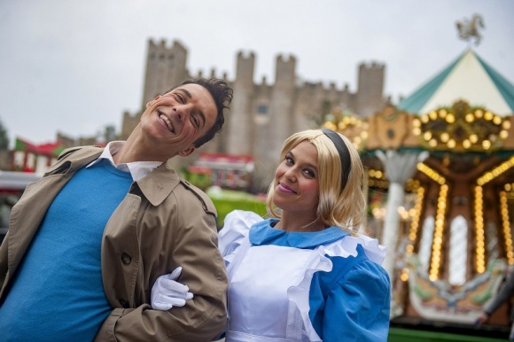 Przedświąteczne atrakcje w Portugalii Podróże, LIFESTYLE - Oczekiwanie na święta Bożego Narodzenia łączy się z pozytywnymi emocjami, poszukiwaniem idealnych prezentów i przygotowaniem do tych ważnych dni spędzanych z rodziną. W Portugalii wiele osób wybiera się na świąteczne jarmarki lub inne atrakcje organizowane przez tutejsze miasta.