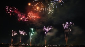 Dokąd na święta i sylwestra 2016: W tym roku nowe kierunki – i niższe ceny Podróże, LIFESTYLE - Porównywarka cen hoteli HotelsCombined.pl przygotowała zestawienie najpopularniejszych kierunków tegorocznych wyjazdów Polaków w sezonie świąteczno-sylwestrowym 2016 roku – wraz z cenami.