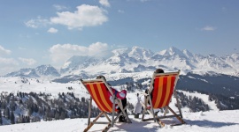 Jeśli w tym sezonie nie byłeś na nartach – zrób to teraz! Podróże, LIFESTYLE - Równie dobrze przygotowane trasy jak w sezonie, a dodatkowo wiosenne słońce i niższe ceny – to główne plusy, jakich możesz spodziewać się w południowotyrolskich ośrodkach nawet do końca kwietnia!