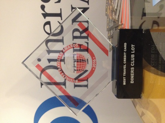 Business Traveller Awards 2016: karta Diners Club LOT najlepszą kartą kredytową Podróże, LIFESTYLE - Karta Diners Club LOT zajęła pierwsze miejsce w plebiscycie Business Traveller Awards 2016 w kategorii na najlepszą kartę w podróży biznesowej. To już druga nagroda przyznana temu produktowi przez czytelników magazynu „Business Traveller”.