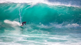 Nie trać formy na urlopie Podróże, LIFESTYLE - Nie rezygnuj ze sportu podczas wakacji i sprawdź jak aktywnie spędzić lato. Możesz spróbować aktywności, których nie miałeś okazji doświadczyć nigdy wcześniej, jak na przykład surfowanie lub nurkowanie. Prezentujemy najciekawsze miejsca na sportowe wypady.