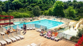 Czy camping może być alternatywą dla hotelu? Podróże, LIFESTYLE - Większość turystów przyzwyczajona jest do wypoczynku w komfortowych warunkach. A gdyby tak w tym roku, zamiast hotelu, wybrać camping?