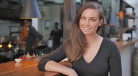 „Moja restauracja w Indiach” w sierpniu na kanale Nat Geo People Podróże, LIFESTYLE - Australijka Sara Todd dąży do otwarcia własnej restauracji na wybrzeżu w indyjskim rejonie Goa. By zrealizować marzenie, będzie musiała stawić czoła wielu przeciwnościom losu, wykazując się cierpliwością i pomysłowością.