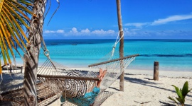 Czarnogóra, Grecja, Turcja? Nowości od biur podróży na lato 2018 Podróże, LIFESTYLE - Tivat, Ateny, Izmir, Dalaman, a może wyspa Djerba? Biura podróży rozpoczęły sprzedaż ofert na lato 2018 z wylotem z Wrocławia. Zniżki sięgają nawet kilkudziesięciu procent. Czarterowe loty ze stolicy Dolnego Śląska ruszą jeszcze przed majówką.