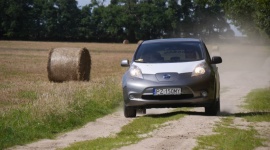 Arkady Fiedler przed wyprawą… Podróże, LIFESTYLE - Arkady Fiedler podróżując Fiatem 126p pokonał Europę, Afrykę oraz Azję. To nie koniec jego samochodowych przygód.