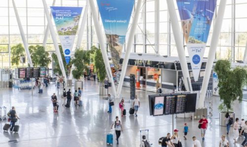 Coraz więcej pasażerów lata z Wrocławia
