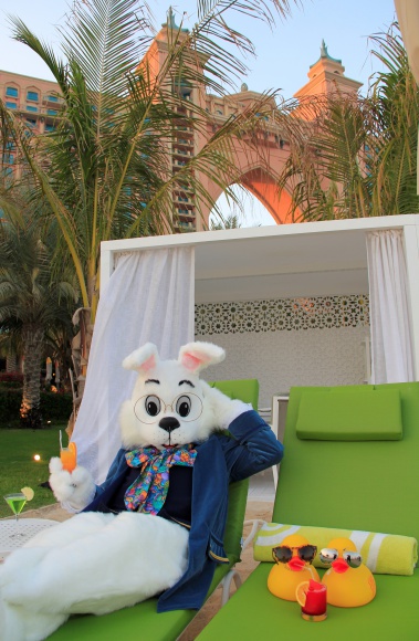 Atlantis, The Palm w Dubaju zaskakuje wielkanocnymi atrakcjami Podróże, LIFESTYLE - Choć Wielkanoc jest jednym z najważniejszych świąt celebrowanych w naszym kraju, coraz częściej odchodzimy od tradycyjnego sposobu ich spędzania i wybieramy świętowanie połączone z wypoczynkiem za granicą.