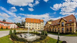 5 pomysłów na wakacyjny weekend z rodziną Podróże, LIFESTYLE - Dwa wolne dni w tygodniu to szansa na szybki wypoczynek. Jeśli jednak to dla Ciebie za mało to już teraz zaplanuj 4 wolne dni z okazji Święta Wojska Polskiego(15 sierpnia). To idealna okazja, aby spędzić więcej czasu z rodziną. W jaki sposób zaplanować rodzinny weekend?