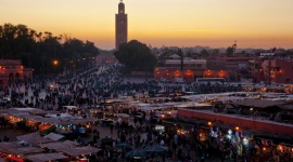 City break w Marrakeszu - perła Maroka na wyciągnięcie ręki Podróże, LIFESTYLE - 31 października ruszyły bezpośrednie loty z Warszawy do Marrakeszu. Połączenia realizowane dwa razy w tygodniu przez Wizz Air. To dobry pomysł na kilkudniowy pobyt. W 2017 Maroko odwiedziło 54 000 turystów z Polski, a w 2018 przewiduje się, że będzie to aż 80 000 podróżnych.
