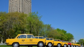 Czar dawnej i współczesnej Warszawy Podróże, LIFESTYLE - Każdy, komu bliska jest Warszawa albo chciałby poznać ją od innej strony, powinien wybrać się na wycieczki zabytkowymi pojazdami, organizowane przez firmę WPT 1313.