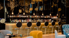 Skosztuj ginu w towarzystwie Chopina! Podróże, LIFESTYLE - Szukasz miejsca na spotkanie ze znajomymi? Nowy Motel One w Warszawie to nie tylko hotel!