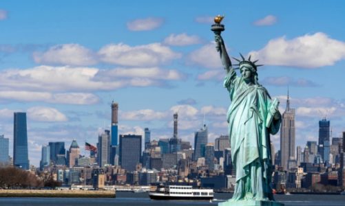 Jak polecieć z Wrocławia do USA