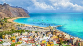 Lecimy na ferie z Wrocławia [TOP KIERUNKI] Podróże, LIFESTYLE - Słoneczne Południe, egzotyczna Afryka, ale też i zimowe alpejskie stoki – tak możecie spędzić tegoroczne ferie, lecąc prosto z Wrocławia. Podpowiadamy, które kierunki są w tym sezonie na topie!