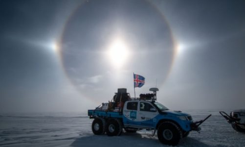 Toyotą Hilux na Południowy Biegun Niedostępności