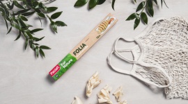 Nowość! Piknik w zgodzie z naturą. Jak się do niego przygotować? Podróże, LIFESTYLE - Lato za progiem i wakacje tuż, tuż, a z nimi czas wypadów za miasto, wycieczek i pikników rodzinnych. Jak dobrze przygotować się do posiłku pod chmurką? Zabrać nie tylko dobre, zdrowe potrawy i przekąski, ale również przydatne i ekologiczne akcesoria.