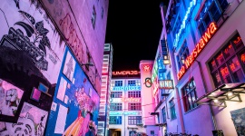 Długi weekend alert! Gdzie na ostatnią chwilę? Podróże, LIFESTYLE - Już wiadomo, że sezon urlopowy upłynie pod znakiem “oto Polska właśnie”. Zamiast marudzić, ruszamy w miasto! Na jeden dzień albo na cztery. Uber dojechał wszędzie, a teraz podsumowuje i proponuje jak odkryć znane miejsca na nowo.