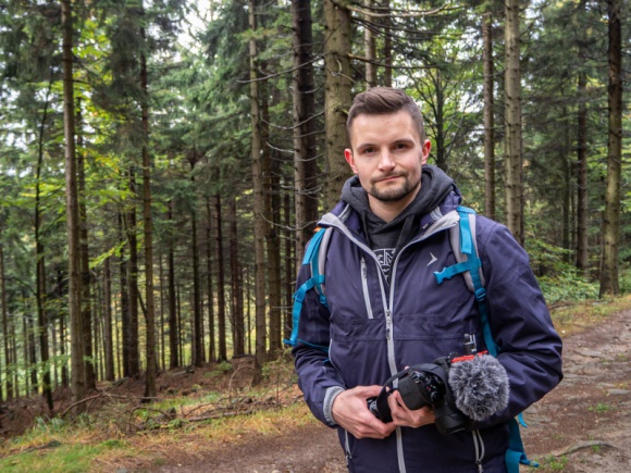 Wrocławianin finalistą konkursu Polskiej Organizacji Turystycznej Podróże, LIFESTYLE - ​Jednym z szesnastu finalistów Turystycznych Mistrzostw Blogerów został pracownik Kolei Dolnośląskich Bartosz Dziwak, wrocławianin i autor bloga turystycznego Bartekwpodrozy.pl.